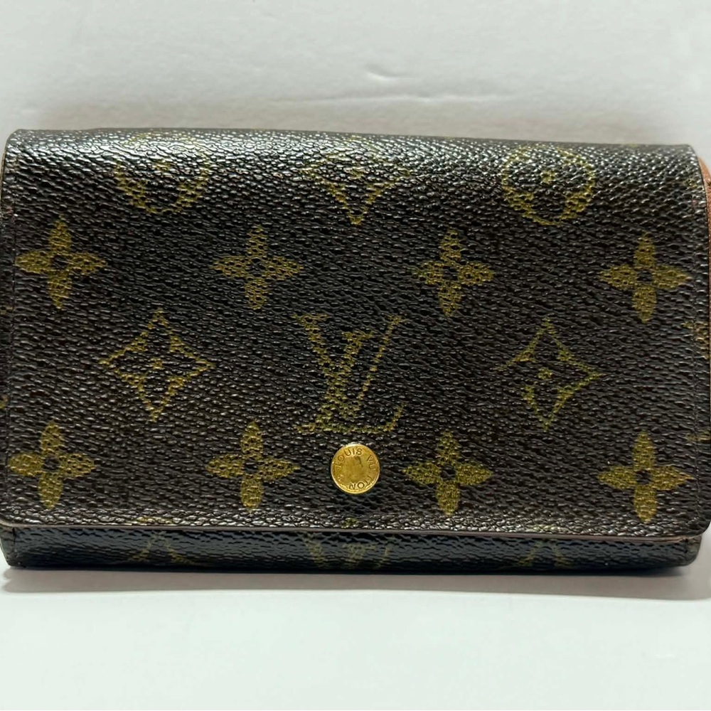 Louis Vuitton Monogram Tressor Wallet